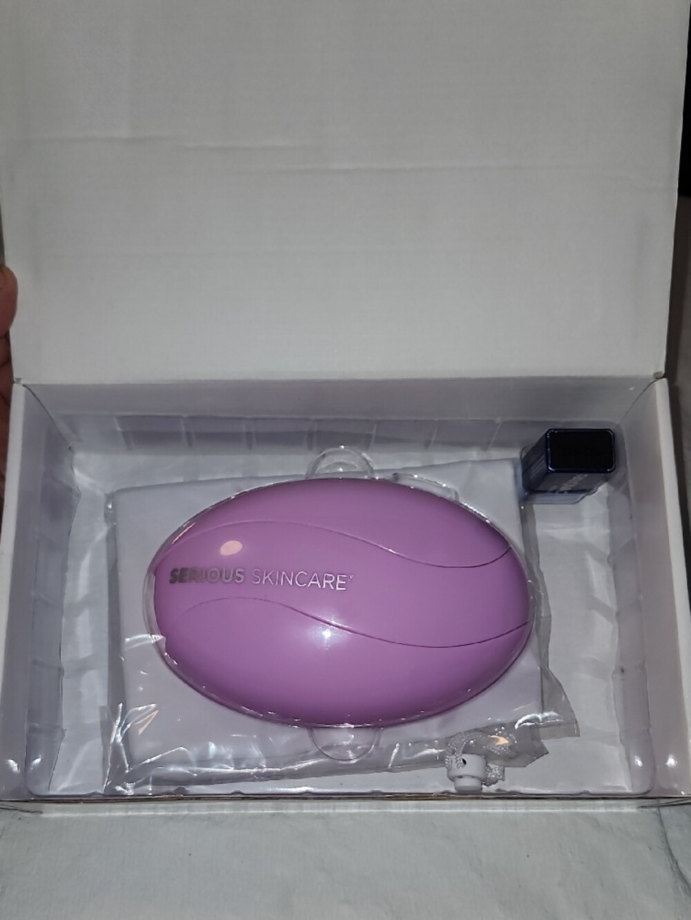 Serious Skincare The EGG Microcurrent+ Facial Toning System - Purple - Picture 5 of 9